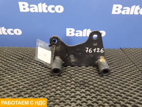 Кронштейн замка кабины